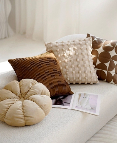 Jesmary – Gối Trang Trí Theo Xu Hướng Nội Thất Cao Cấp Cho Biệt Thự Và Villa Tại Hồ Chí Minh, Giá Rẻ Từ Xưởng, Giá Cạnh Tranh Thị Trường