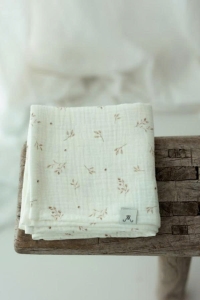JESMARY - Xưởng Sản Xuất Khăn Sữa Cotton Cho Bé JESMARY: Giải Pháp Đồ Sơ Sinh Truyền Thống Chất Lượng Cao, Tối Ưu Lợi Nhuận B2B